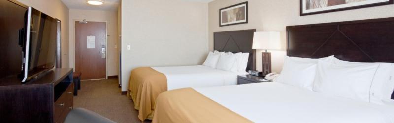 Holiday Inn Express Hotel & Suites Grand Forks By Ihg Exterior photo