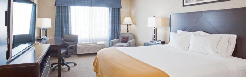 Holiday Inn Express Hotel & Suites Grand Forks By Ihg Exterior photo